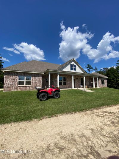 6 -house, rear view | Image 3