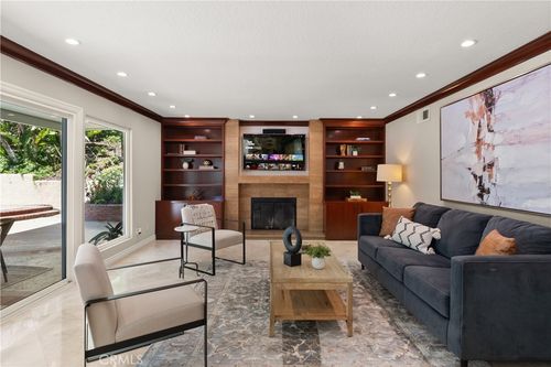 20520 Via Magdalena, Yorba Linda, CA, 92887-3203 | Card Image