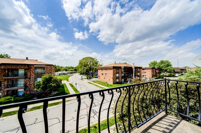 APT-3A - 12741 S La Crosse Ave, Condo with 2 bedrooms, 1 bathrooms and 1 parking in Alsip IL | Image 12