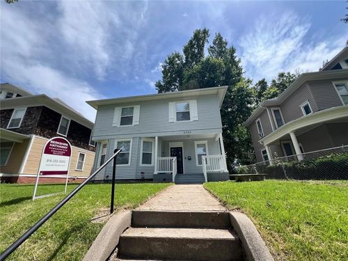2722 Seneca St, Saint Joseph, MO, 64507-1609 | Card Image