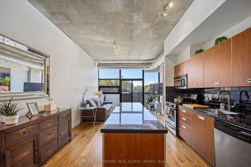 303-60 Bathurst St, Toronto, ON, M5V2P4 | Card Image