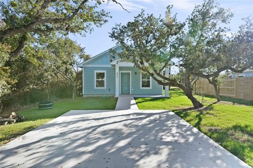 431 W Misty Oak Ln, Rockport, TX, 78382-9227 | Card Image