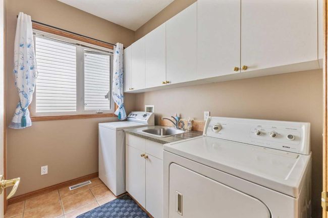 101 Springmere Drive, House other with 3 bedrooms, 3 bathrooms and 4 parking in Chestermere AB | Image 11