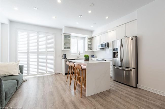 16 Place Polonaise Dr, Townhouse with 3 bedrooms, 3 bathrooms and 2 parking in Grimsby ON | Image 7