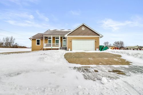 302 Chicago Ave, Breckenridge, MN, 56520-2303 | Card Image