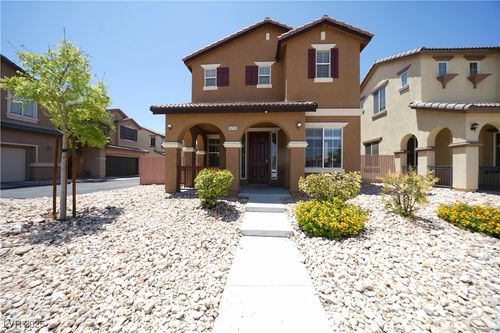 5713 Heineken Dr, North Las Vegas, NV, 89031-3452 | Card Image