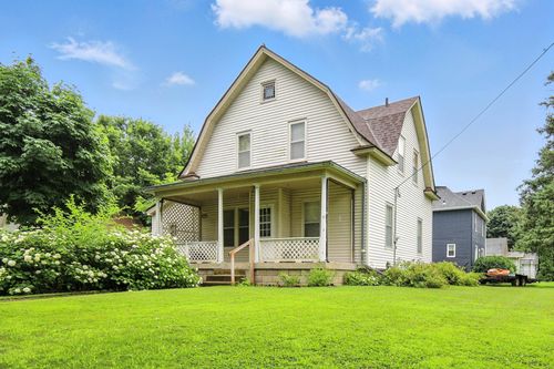 203 E Mckinley St, Owatonna, MN, 55060-3327 | Card Image