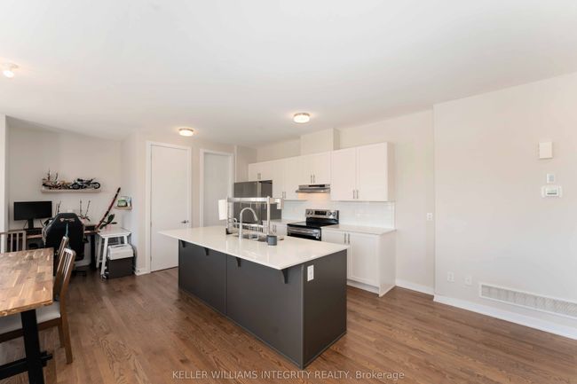 216 Conservancy Dr, House other with 4 bedrooms, 3 bathrooms and 2 parking in Ottawa ON | Image 9