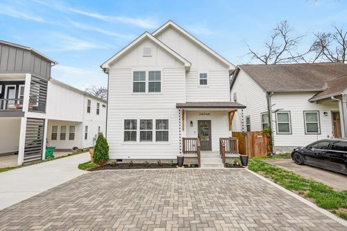 2404 Middle St, Nashville, TN, 37208-1151 | Card Image