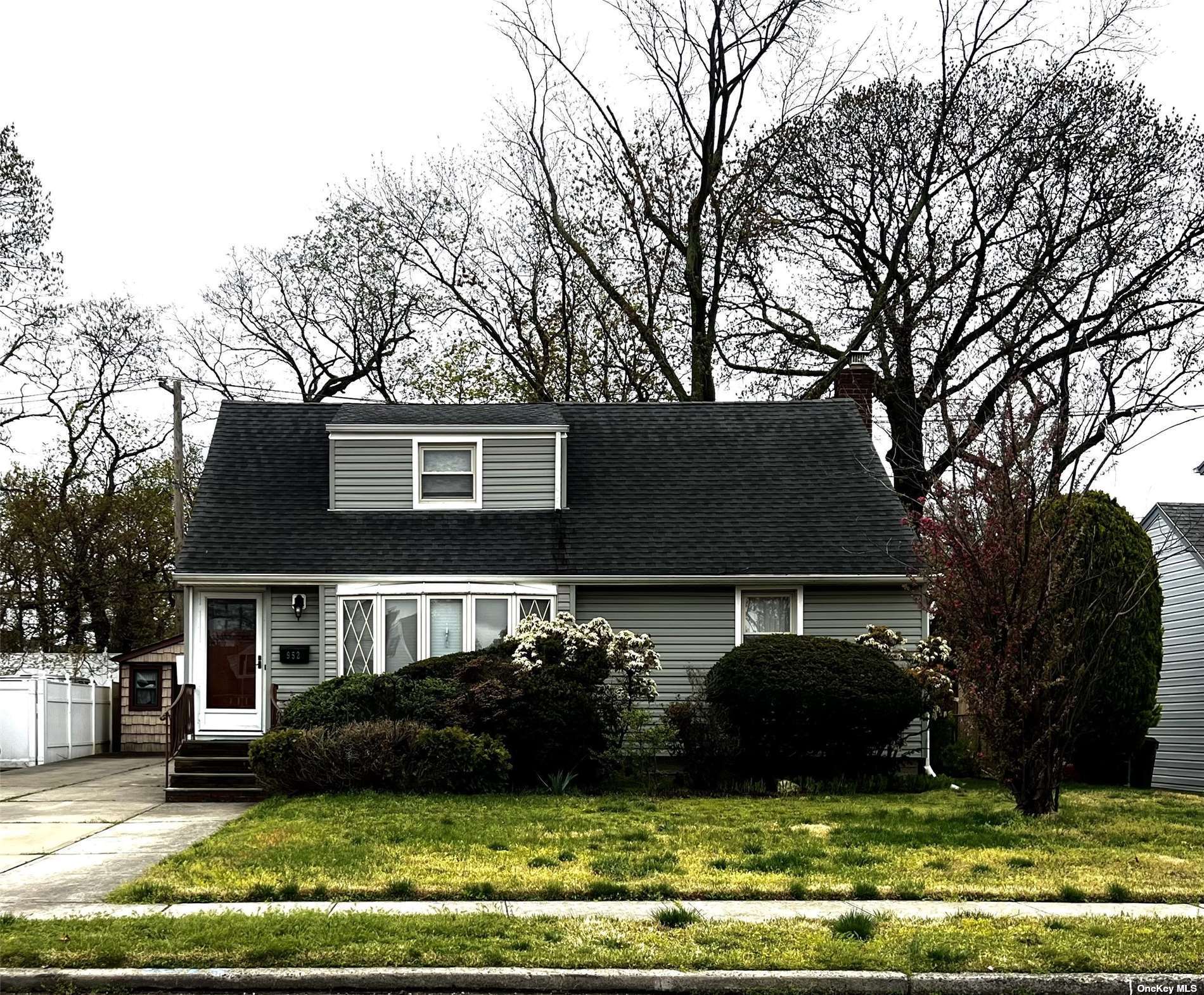 Southern Dr, Franklin Square, NY 11010