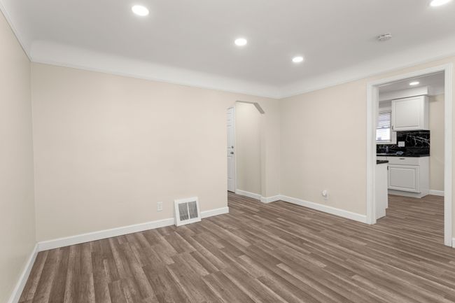 14601 Jonas Ave, House other with 3 bedrooms, 2 bathrooms and null parking in Allen Park MI | Image 5
