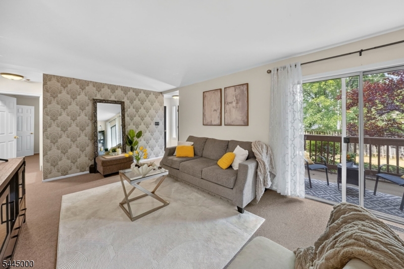Residential in Woodbridge Twp. 3
