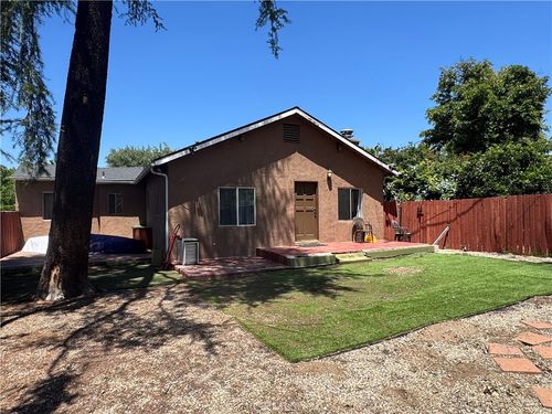 9605 Sunland Pl, Sunland, CA, 91040-1351 | Card Image