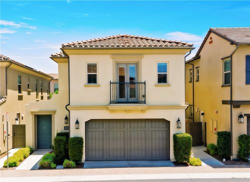 206 Phoebe, Irvine, CA, 92618-0893 | Card Image