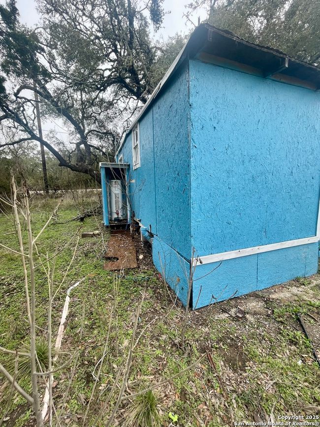 300 Oakland Dr, House other with 2 bedrooms, 2 bathrooms and null parking in Blanco TX | Image 11