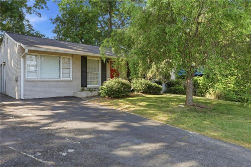 3660 Fairlane Dr Nw, Atlanta, GA, 30331-1518 | Card Image