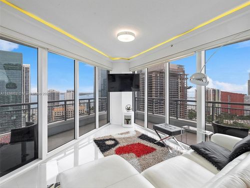 apt-2500-60 Sw 13th St, Miami, FL, 33130-4353 | Card Image