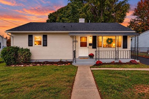 1605 Monroe St, WAYNESBORO, VA, 22980 | Card Image