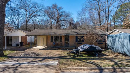 1775 Sun Valley Drive, Batesville, AR, 72501 | Card Image