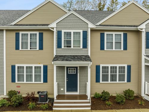 212-140 North Walker, Taunton, MA, 02780 | Card Image