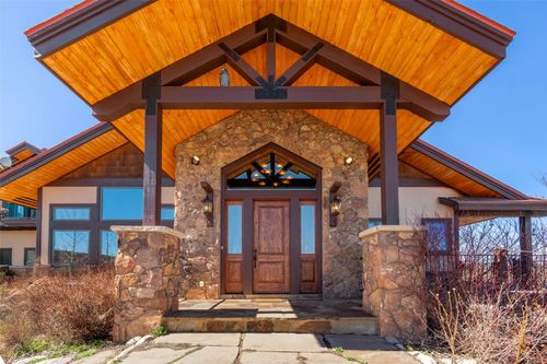 33205 Macday Ln, Steamboat Springs, CO, 80487-9773 | Card Image