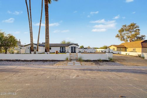 720 E Desert Lane, Phoenix, AZ, 85042 | Card Image