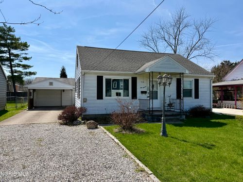 516 Ralston Ave, Defiance, OH, 43512-1556 | Card Image