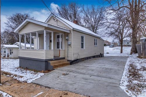 213 Olive St, Crystal City, MO, 63019-1914 | Card Image