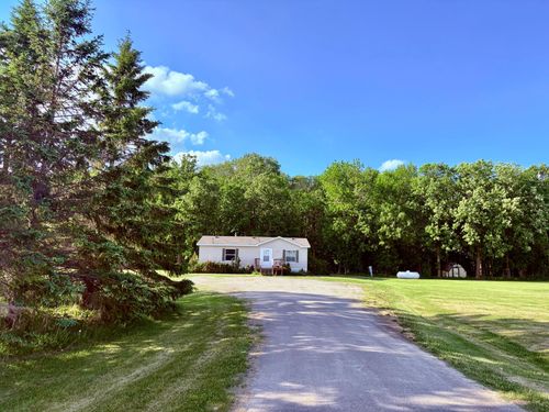 1036 Winter Dr Nw, Baudette, MN, 56623-3090 | Card Image