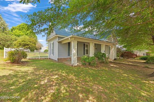 233 E Main St, Bells, TN, 38006-4101 | Card Image