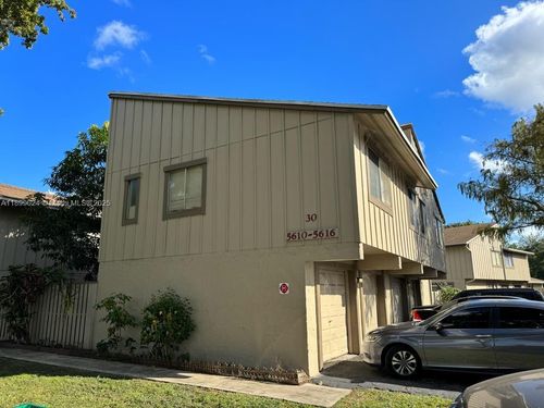 30-e-5616 Nw 21st St, Lauderhill, FL, 33313-3107 | Card Image