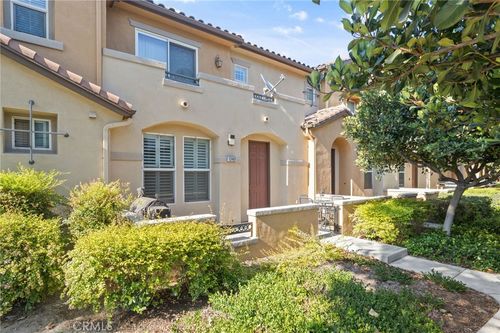 12469 Sabrosa Ln, Eastvale, CA, 91752-7326 | Card Image