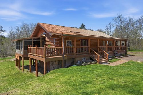 N6101 9th St, Spooner, WI, 54801-7286 | Card Image