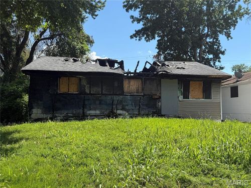10800 Glen Garry Road, Riverview, MO, 63137 | Card Image