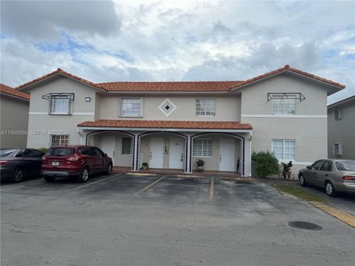 17202-10101 W Okeechobee Rd, Hialeah Gardens, FL, 33016-3114 | Card Image