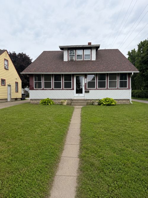 643 Mound Ave, Mankato, MN, 56001-1635 | Card Image
