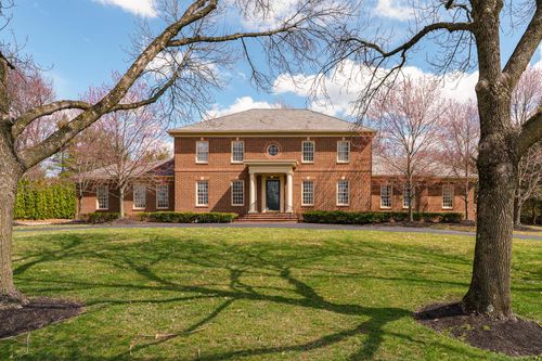 6988 Greensward Rd, New Albany, OH, 43054-8960 | Card Image