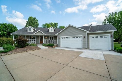 N4344 494th St, Menomonie, WI, 54751-7422 | Card Image