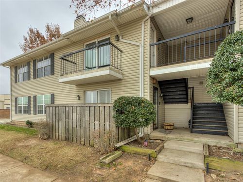 294-3200 W Britton Rd, Oklahoma City, OK, 73120-2049 | Card Image