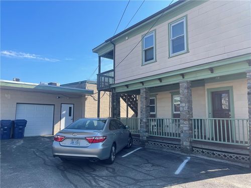 apt-2b-585 Main St, East Greenwich, RI, 02818-2939 | Card Image