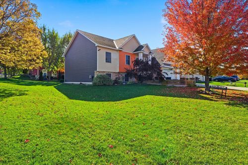 508 Hackney Ave, Shakopee, MN, 55379-3178 | Card Image