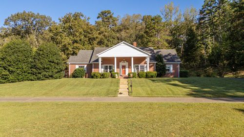 1172 E Poplar Ave, Selmer, TN, 38375-1909 | Card Image
