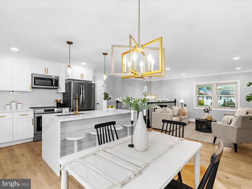 906 Silver Maple Ct, GLEN BURNIE, MD, 21060-7078 | Card Image