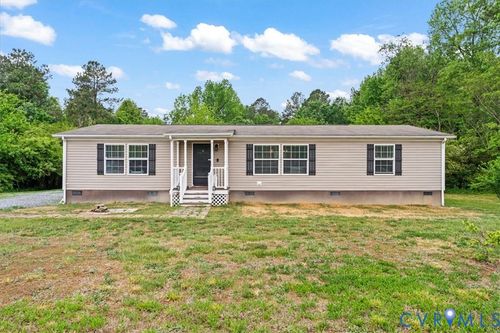 377 Rocky Hill Road, Nottoway, VA, 23824 | Card Image