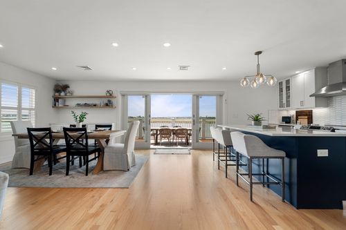 apt-3-191 Court Rd, Winthrop, MA, 02152-2350 | Card Image