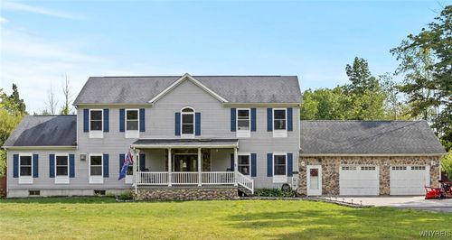 1267 Sturgeon Point Rd, Derby, NY, 14047-9435 | Card Image