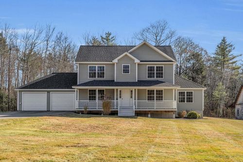 15 Peacock Hill Rd, Weare, NH, 03281-5719 | Card Image