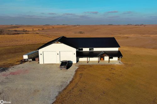 46424 Hackberry Rd, Oakland, IA, 51560-4507 | Card Image