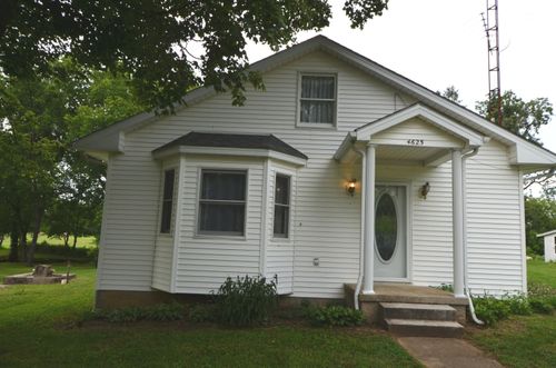 9915 Cornishville Rd, Harrodsburg, KY, 40330-9523 | Card Image