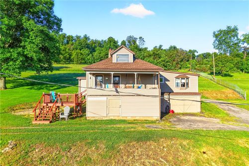 2774 Schwirian Dr, Elizabeth, PA, 15037-9546 | Card Image